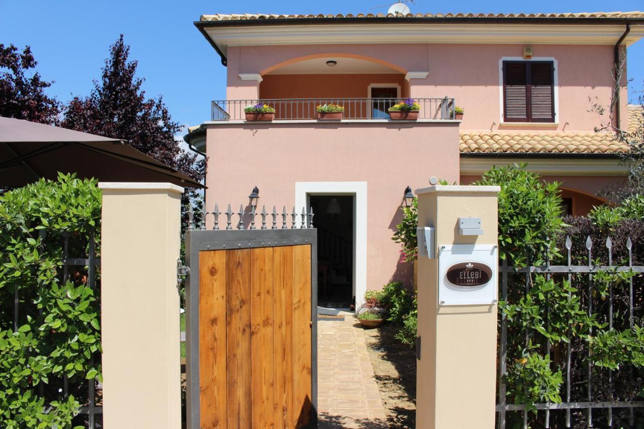 Ellebi B&B Montone  Екстер'єр фото